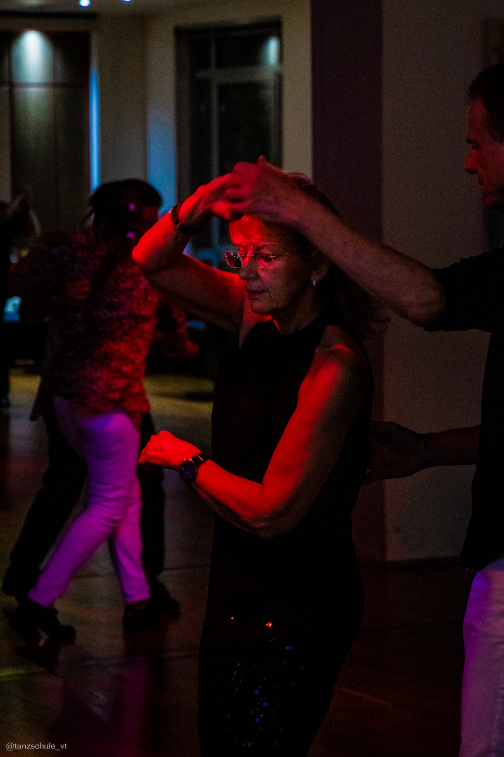 20230318 Black and White Tanzparty 3402